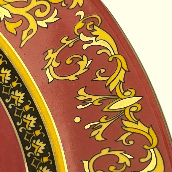 VERSACE Rosenthul - authentic VERSACE Medusa charger plate..12” ashtray set - Picture 4 of 6